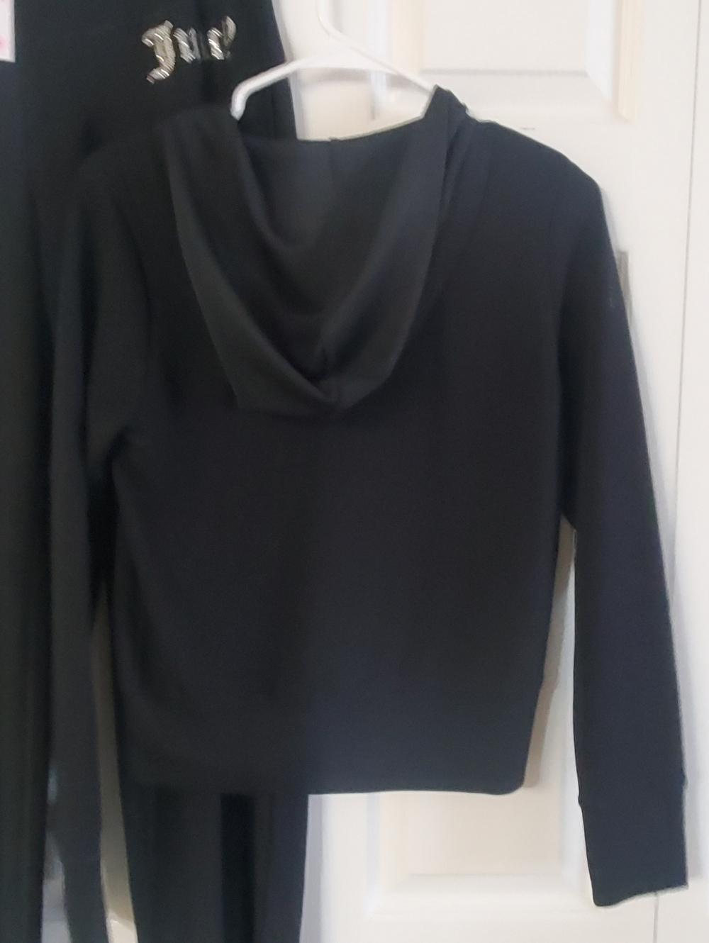 JUICY COUTURE SPORT NWT BLACK MED. TRACKSUIT SET. - Picture 7 of 10